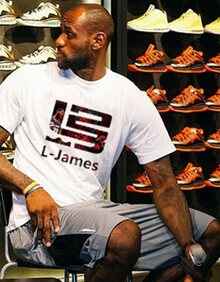 官方：米兰与18岁中场萨拉完成续约；据悉新合同到2030年（官宣：米兰与18岁中场萨拉续约，合同据悉至2030年）