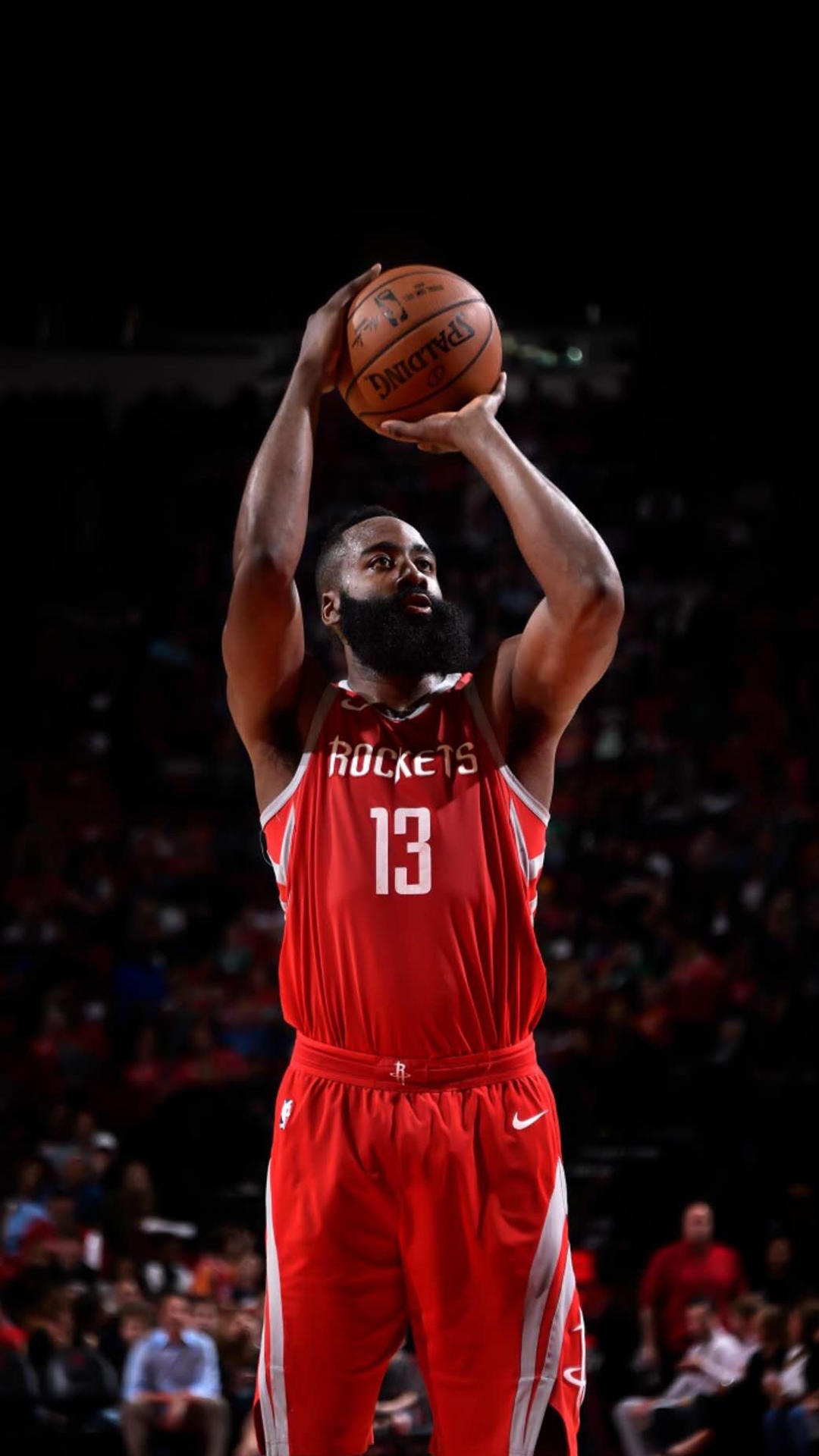 亚伯拉罕公布监控：几天前一帮盗贼闯入了我在伦敦的家（亚伯拉罕公开监控画面：数天前多名窃贼闯入其伦敦住所）