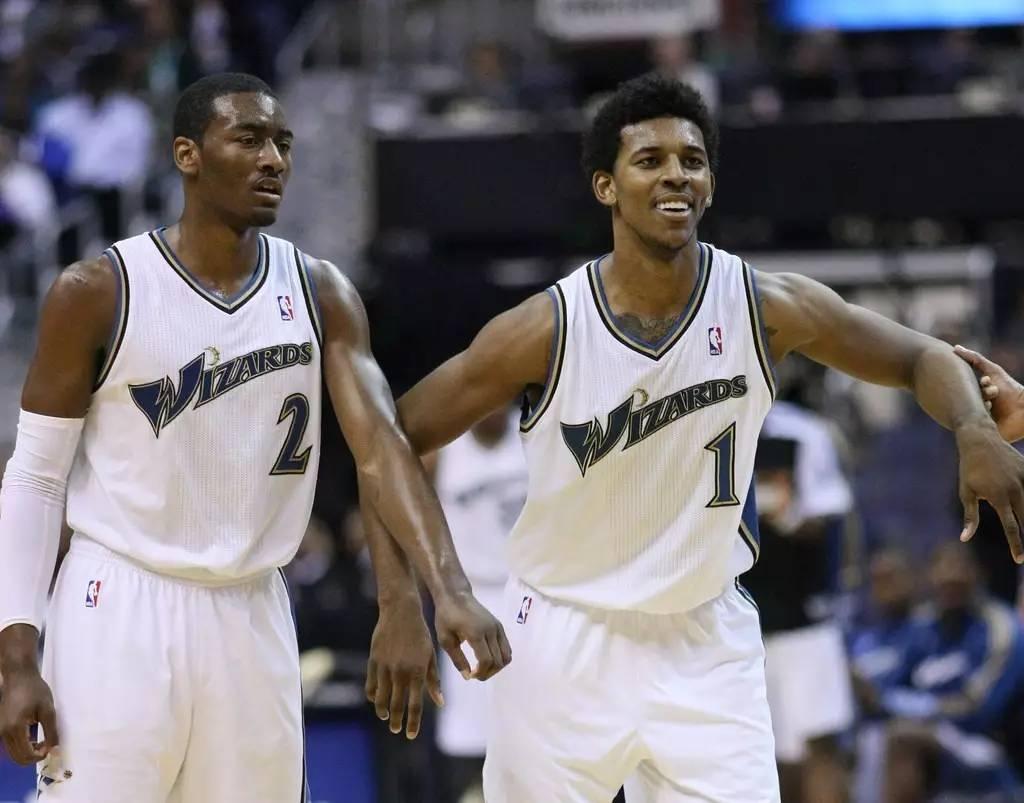 阿德里亚诺：感谢球迷还称我为皇帝；伊布是我合作过最强队友（阿德里亚诺致谢仍称其“皇帝”的球迷：伊布是我生涯最强队友）