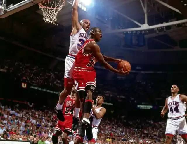 姆希塔良：比赛应该是平局，但主裁决定判罚一粒不存在的点球（姆希塔良：本场本应战平，主裁却判了一个不存在的点球）