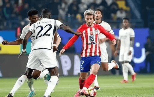 科贝：本轮西甲对阿隆索的未来至关重要，若战绩不佳可能下课（科贝：本轮西甲或成阿隆索去留分水岭，若表现不佳恐被解任）